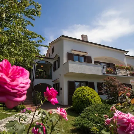 Appartement Laura *